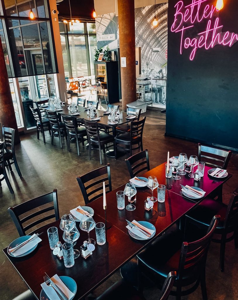 Fiorita Restaurant & Wine Bar Stardeck Group